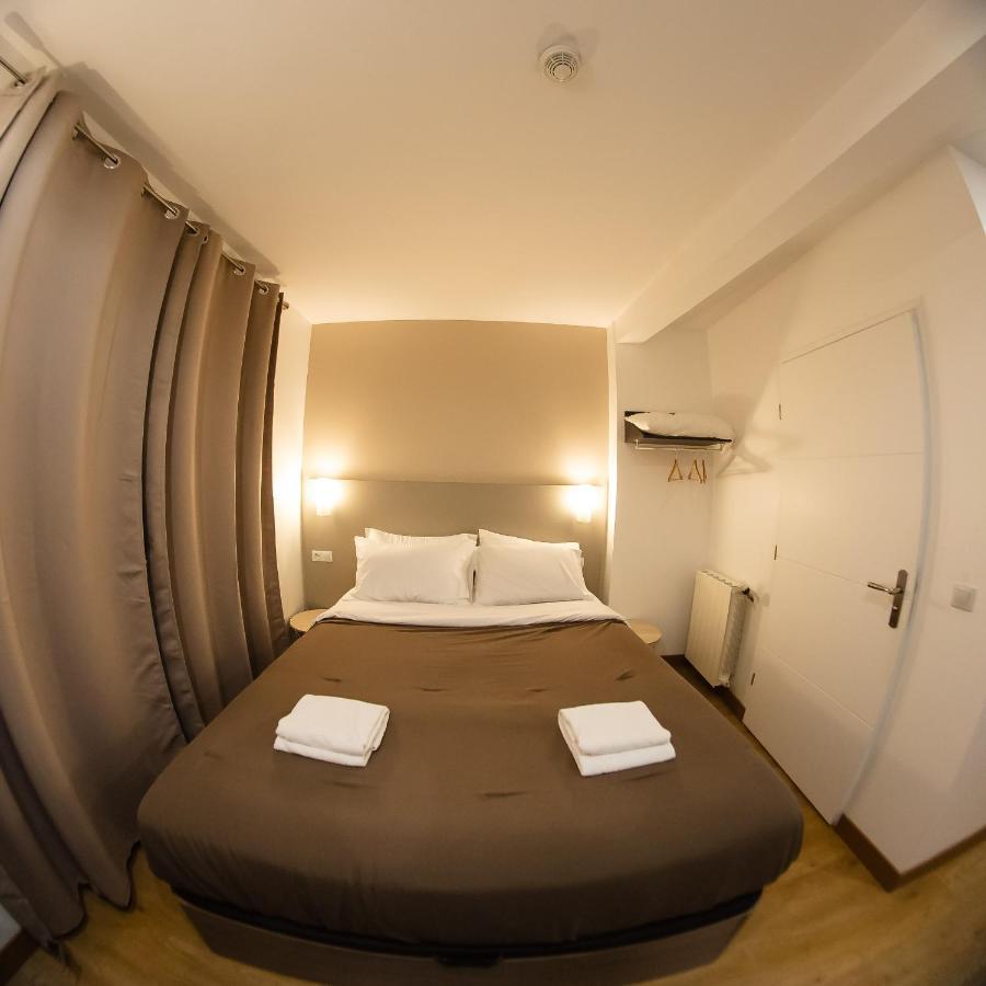 Hotel Des Arcades Reims Ngoại thất bức ảnh
