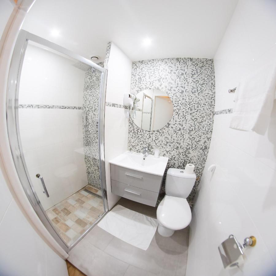 Hotel Des Arcades Reims Ngoại thất bức ảnh