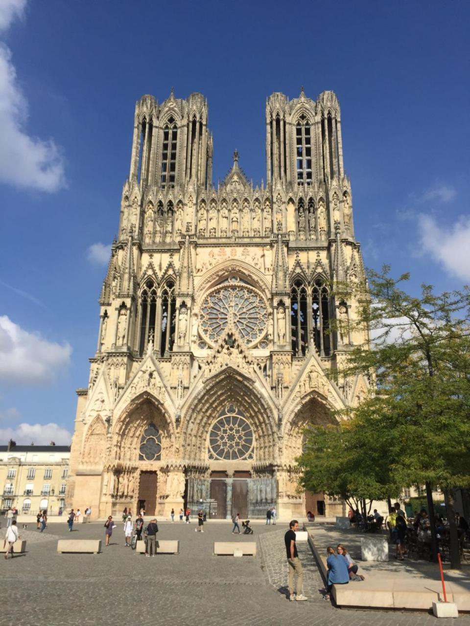 Hotel Des Arcades Reims Ngoại thất bức ảnh