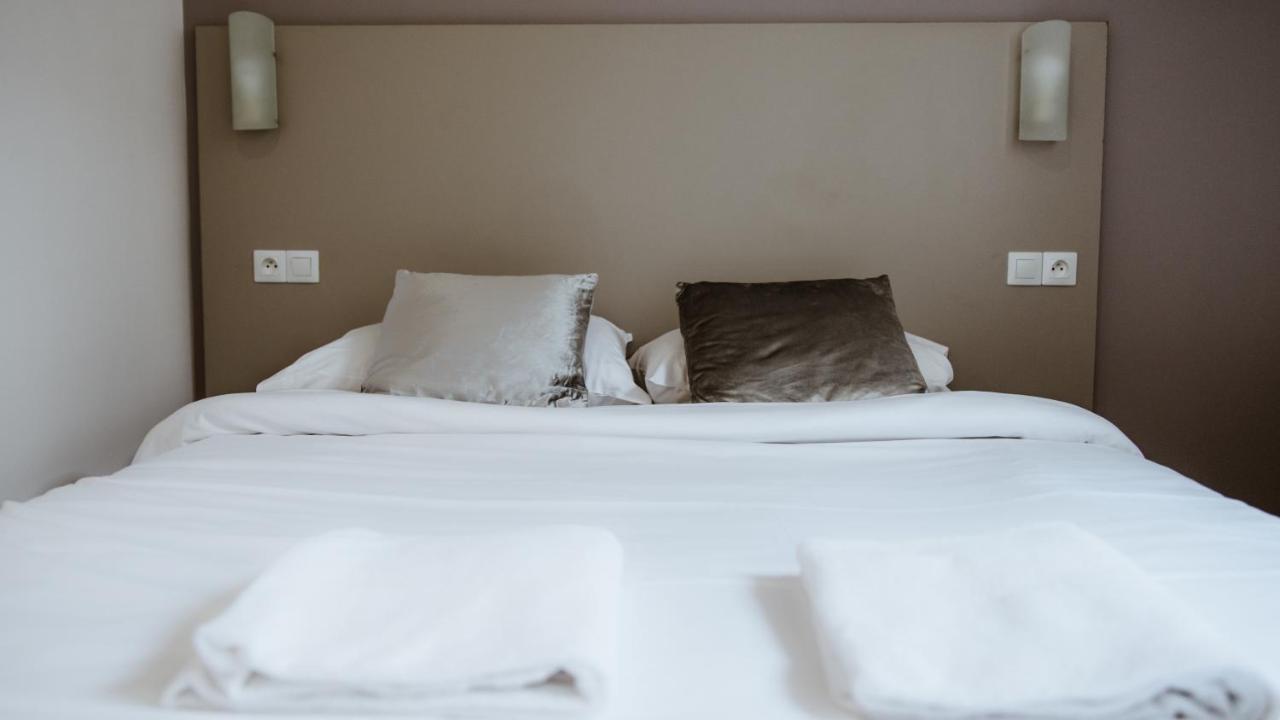 Hotel Des Arcades Reims Ngoại thất bức ảnh